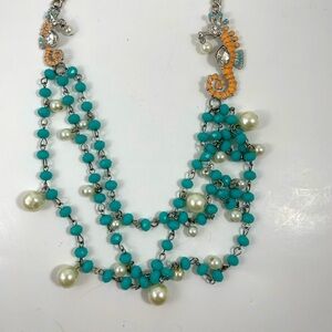 Necklace and earring set
